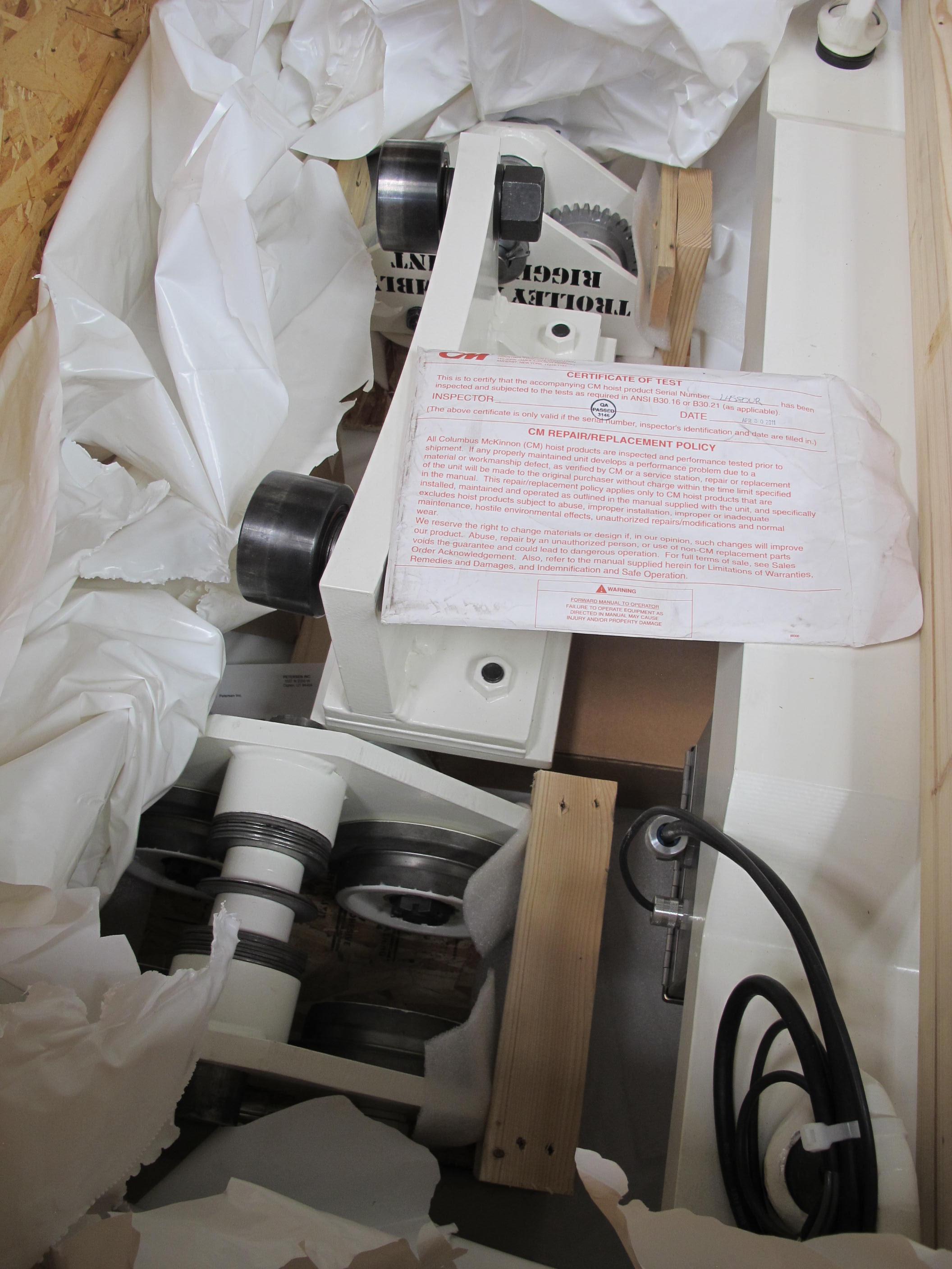 3-TON CHAIN HOIST, VARIABLE FREQUENCY DRIVE, 480 VAC MODEL RRT CODE 9540CF CM LODESTAR (W-44) LOADING & HANDLING FEE $15-